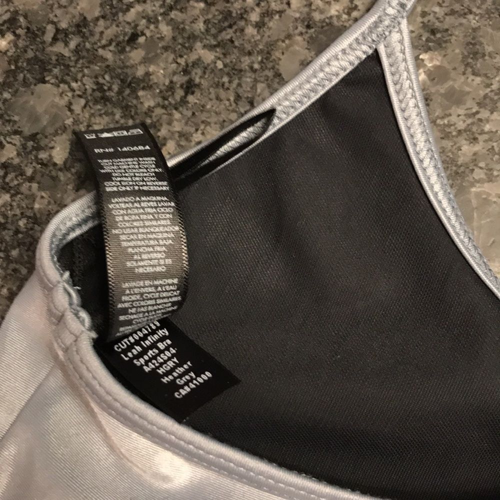 Koral Leah Blackout Sports Bra in Heather Grey BNWT - Picture 7 of 7